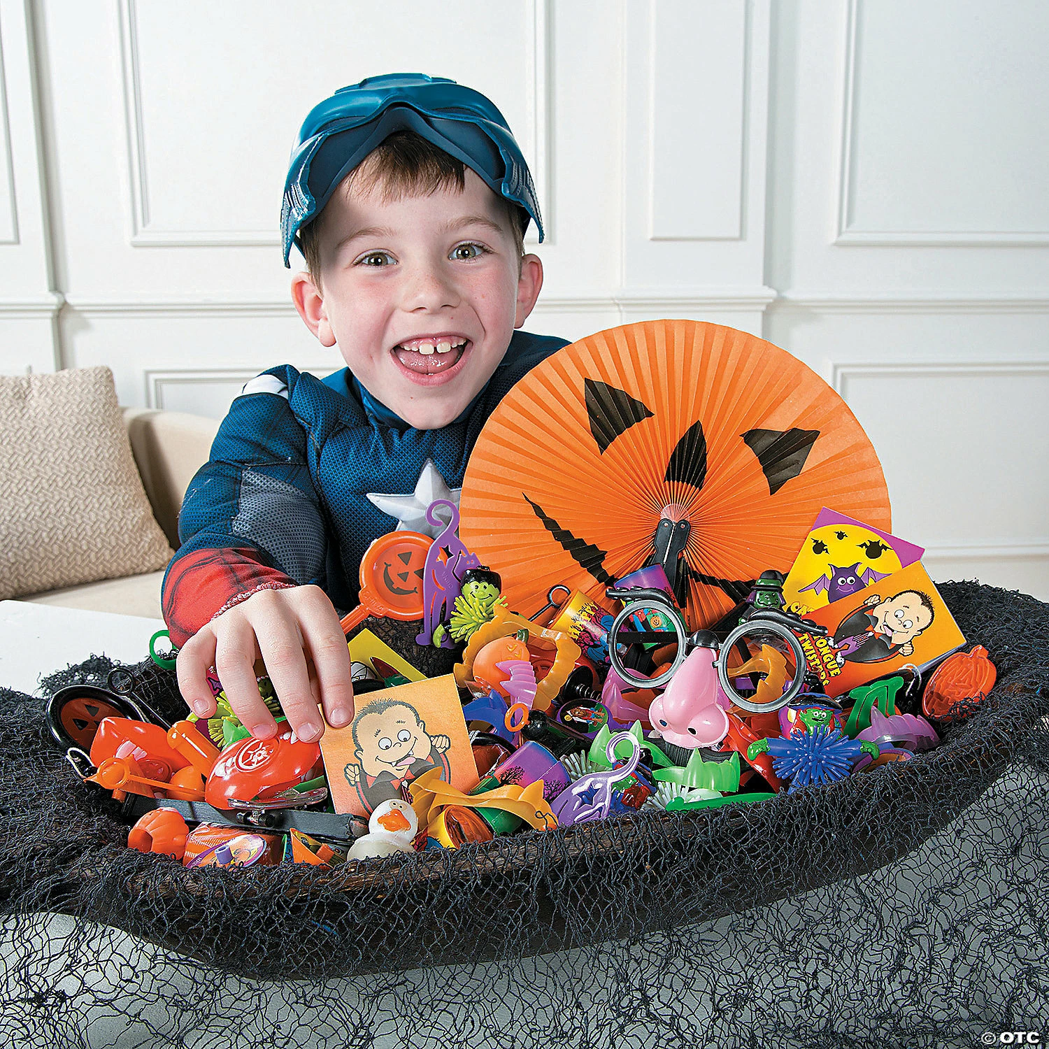 Best reviews of β€οΈ Bulk π§ Halloween Novelty Assortment - 250 Pc. π - Image 3